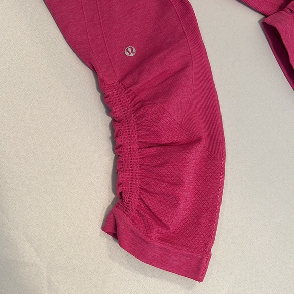 Lululemon In The Flow Crop II in Heathered Raspberry - Picture 6 of 8
